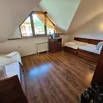 度假居 юндовата къща