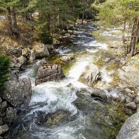 юндовата къща *