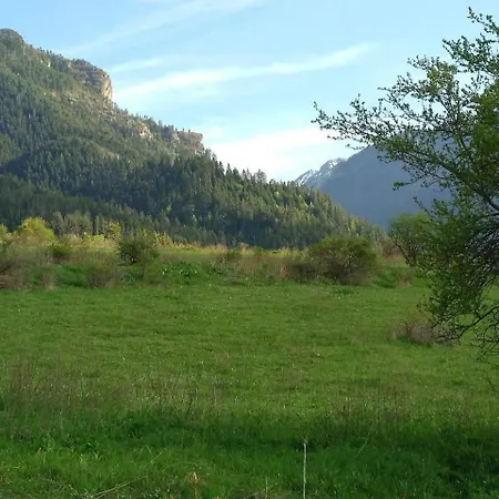 юндовата къща Hébergement de vacances *