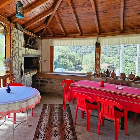 юндовата къща Casa de Férias Beli Iskar