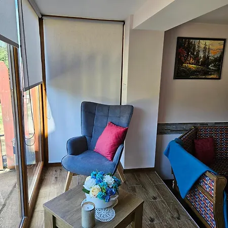 юндовата къща *