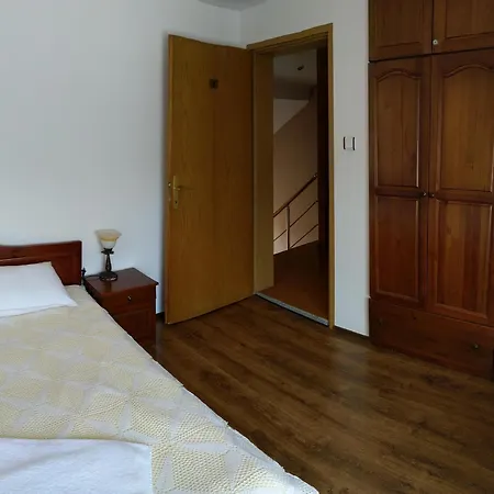 Vakantiehuis юндовата къща Beli Iskar