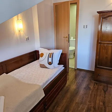 юндовата къща *