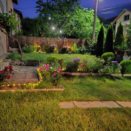 Ferienhaus юндовата къща