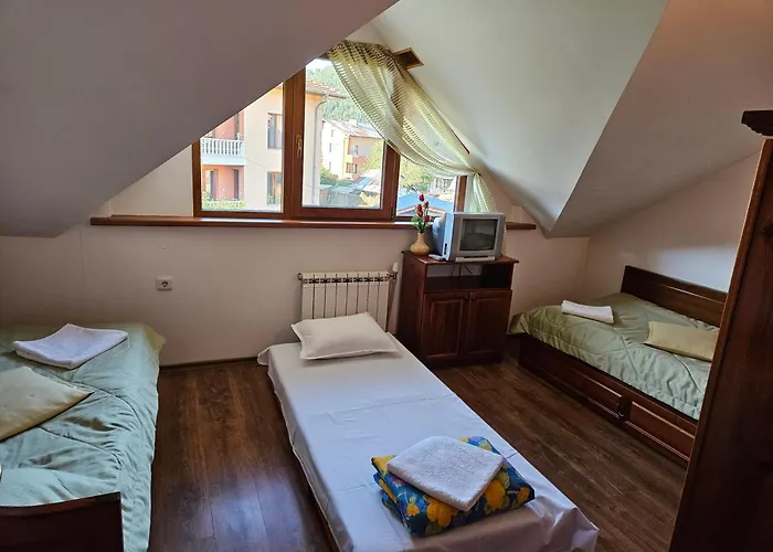 юндовата къща *