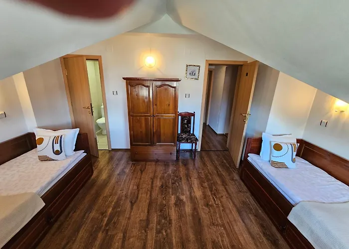 юндовата къща